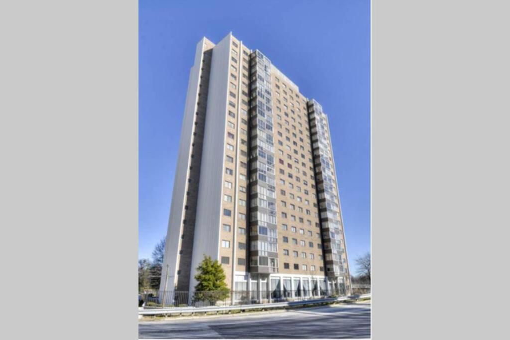 Downtown 1Bd Condo Excellent View! Onsite Parking Lm1704 애틀랜타 외부 사진
