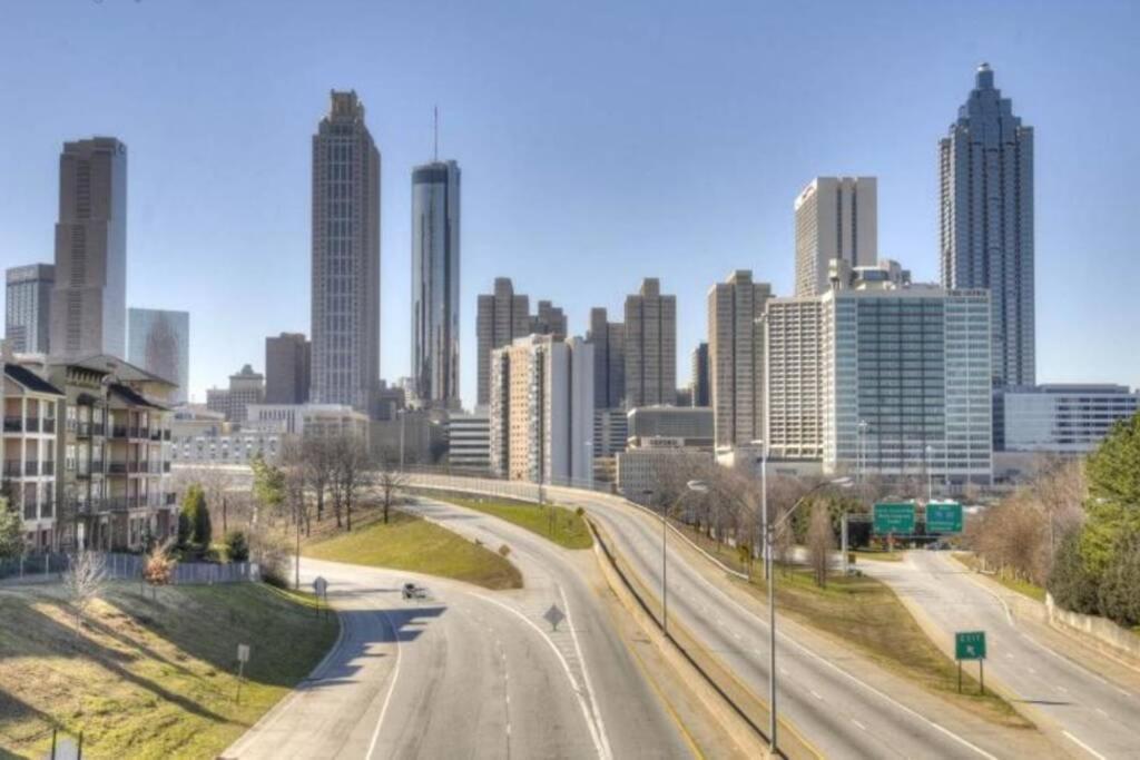 Downtown 1Bd Condo Excellent View! Onsite Parking Lm1704 애틀랜타 외부 사진