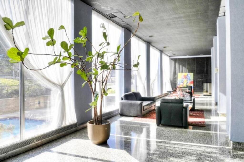 Downtown 1Bd Condo Excellent View! Onsite Parking Lm1704 애틀랜타 외부 사진